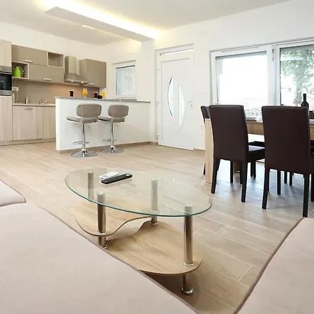 Dragi With Pool, Sauna, & Whirlpool Apartment Opatija