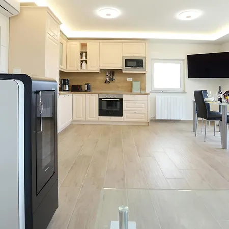 Dragi With Pool, Sauna, & Whirlpool Apartment Opatija