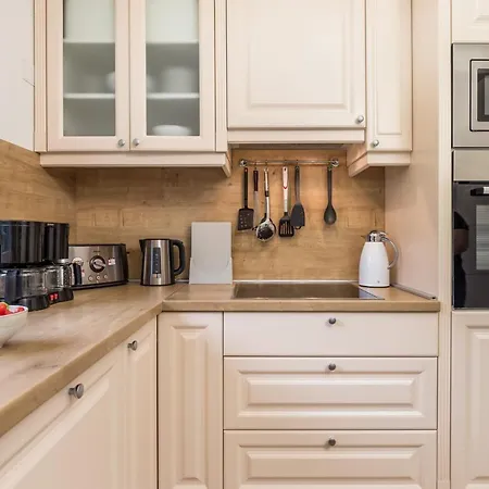 Dragi With Pool, Sauna, & Whirlpool Apartment