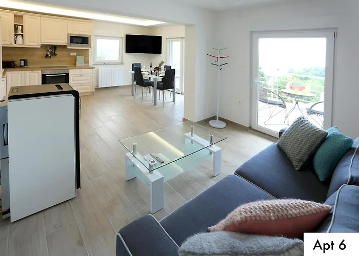 Appartement Dragi With Pool, Sauna, & Whirlpool