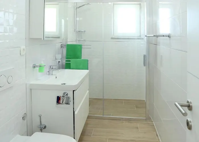 Dragi With Pool, Sauna, & Whirlpool Appartement Opatija