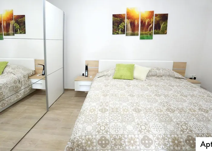 Lejlighed Dragi With Pool, Sauna, & Whirlpool