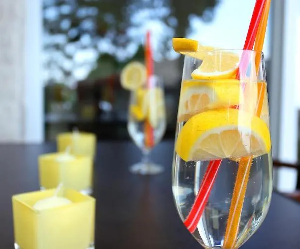 Dragi With Pool, Sauna, & Whirlpool