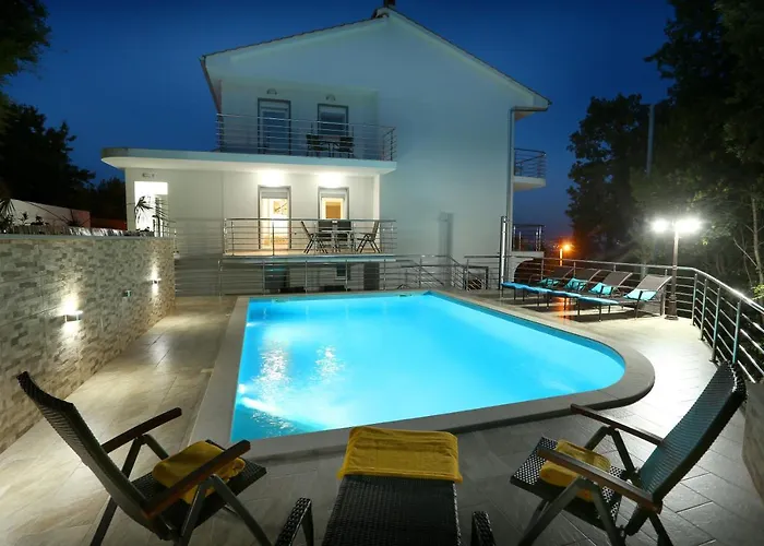 Dragi With Pool, Sauna, & Whirlpool Opatija