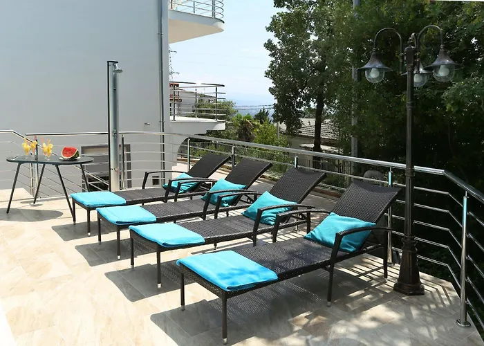 Lejlighed Dragi With Pool, Sauna, & Whirlpool Opatija