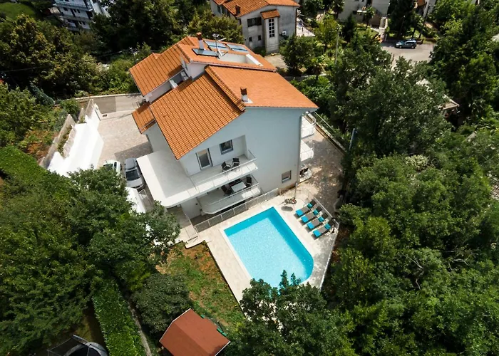 Lejlighed Dragi With Pool, Sauna, & Whirlpool Opatija