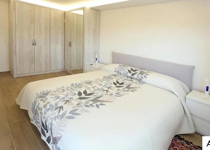 Apartamento Dragi With Pool, Sauna, & Whirlpool