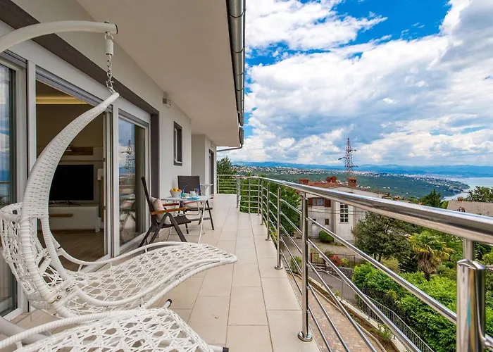 Apartamento Dragi With Pool, Sauna, & Whirlpool